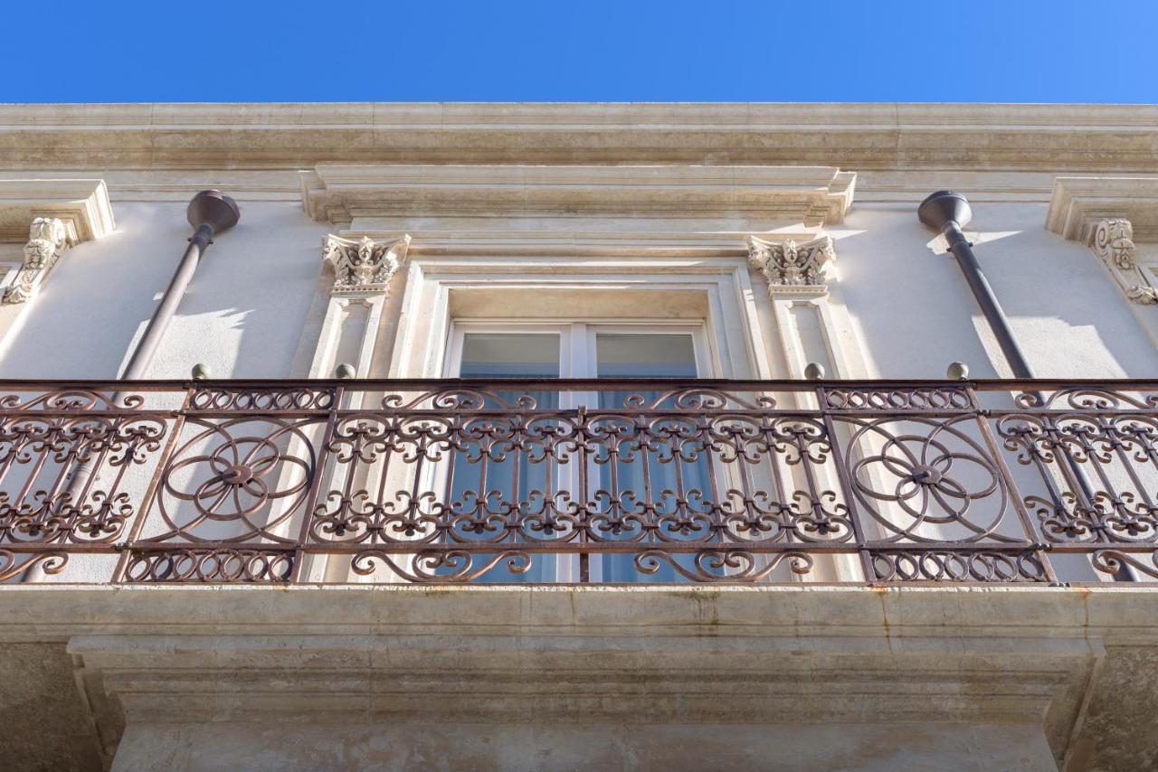 Sikelia Suites Noto Exterior photo